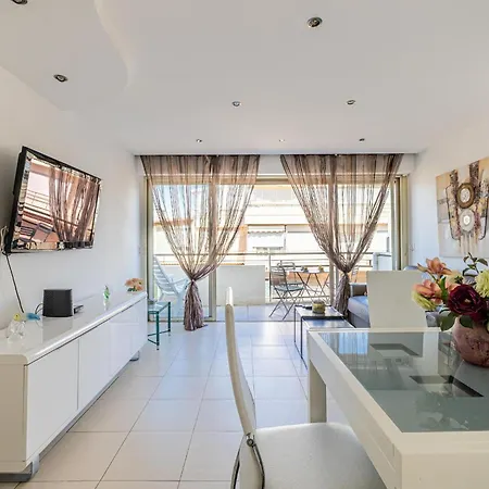 Appartement Latour Maubourg 20 By Halldis