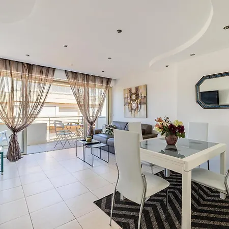 Latour Maubourg 20 By Halldis *