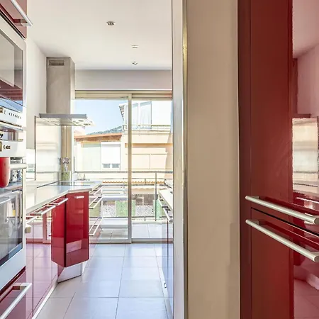 Latour Maubourg 20 By Halldis *